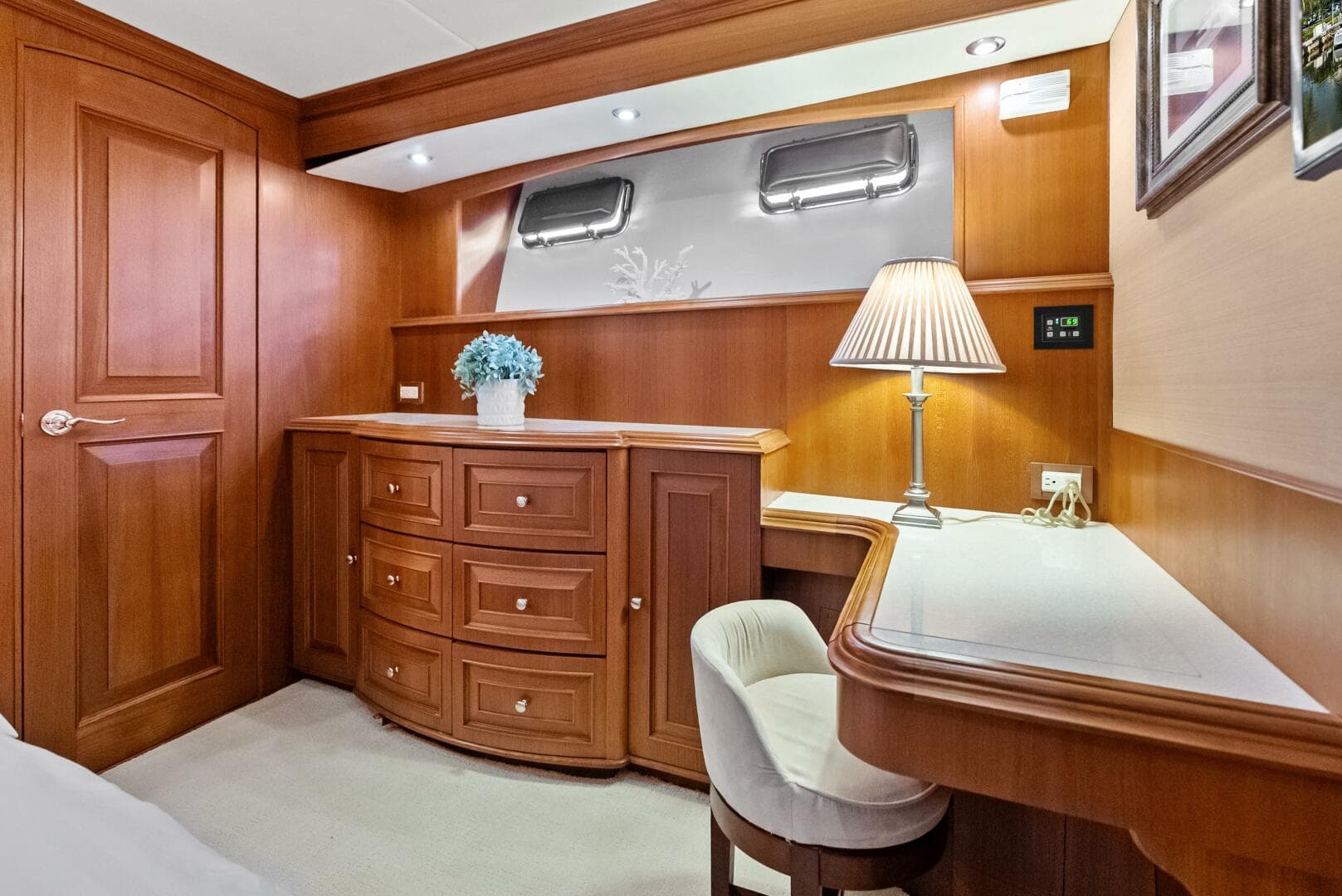 2005 Grand Banks 72 Aleutian RP