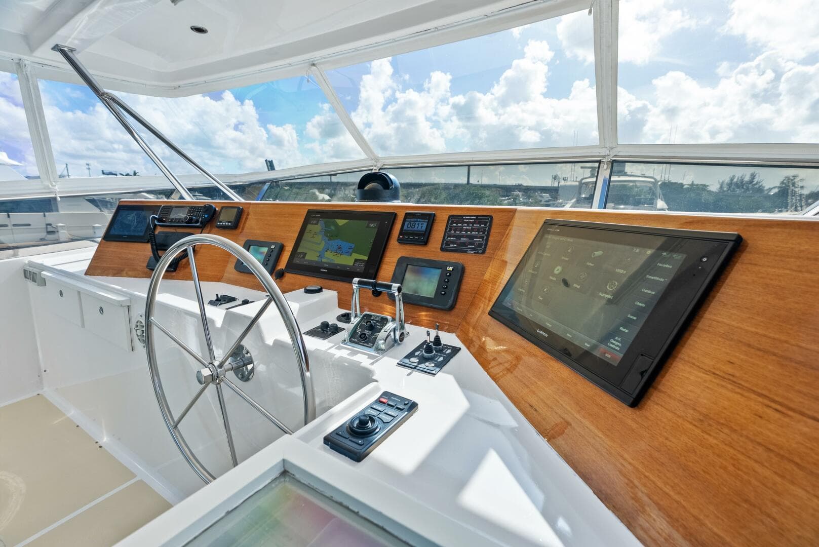 2005 Grand Banks 72 Aleutian RP