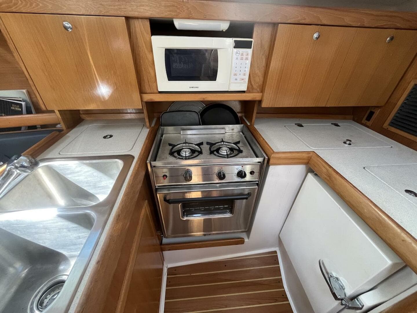 2003 Catalina 350