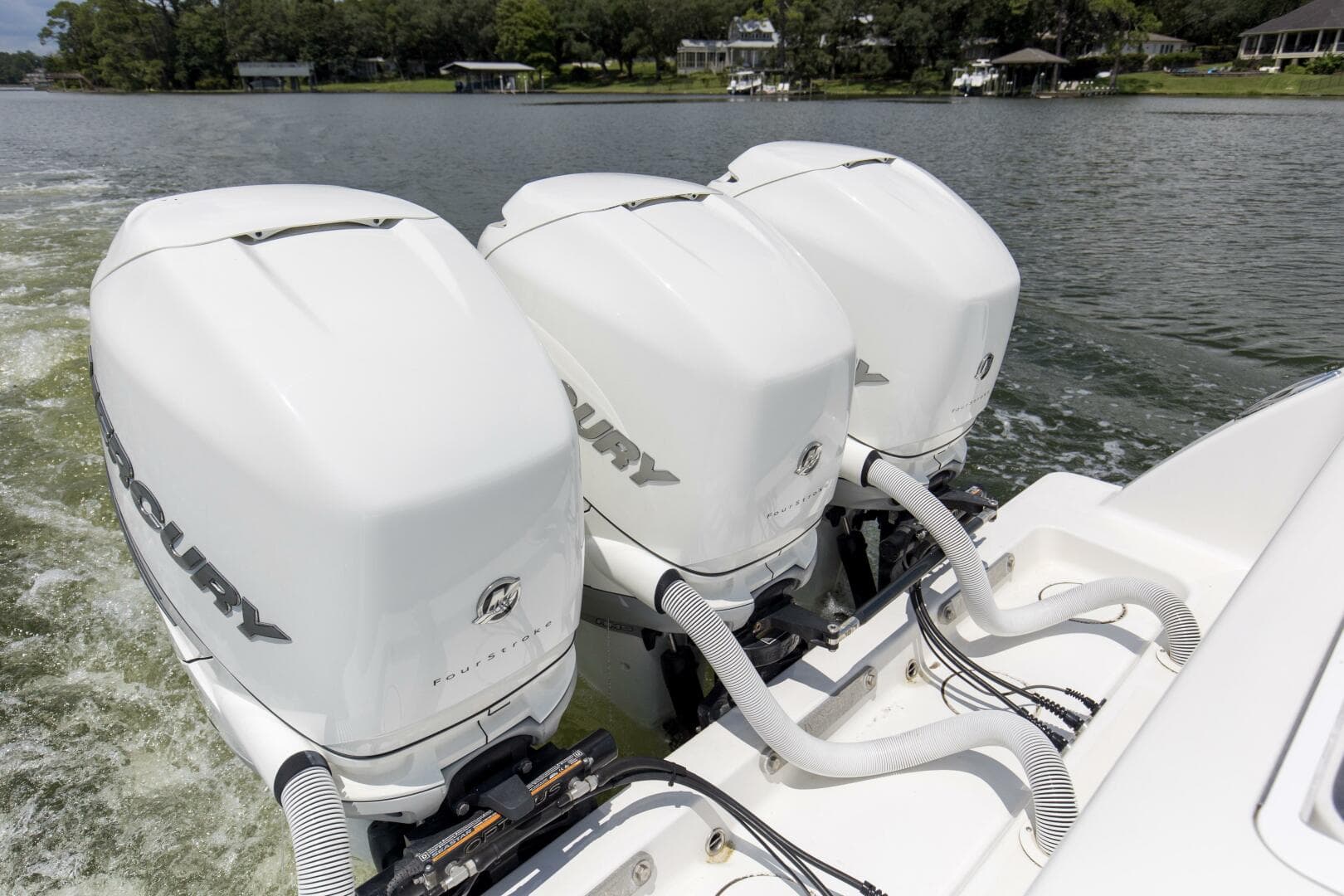 2020 Invincible 39 Open Fisherman Engines