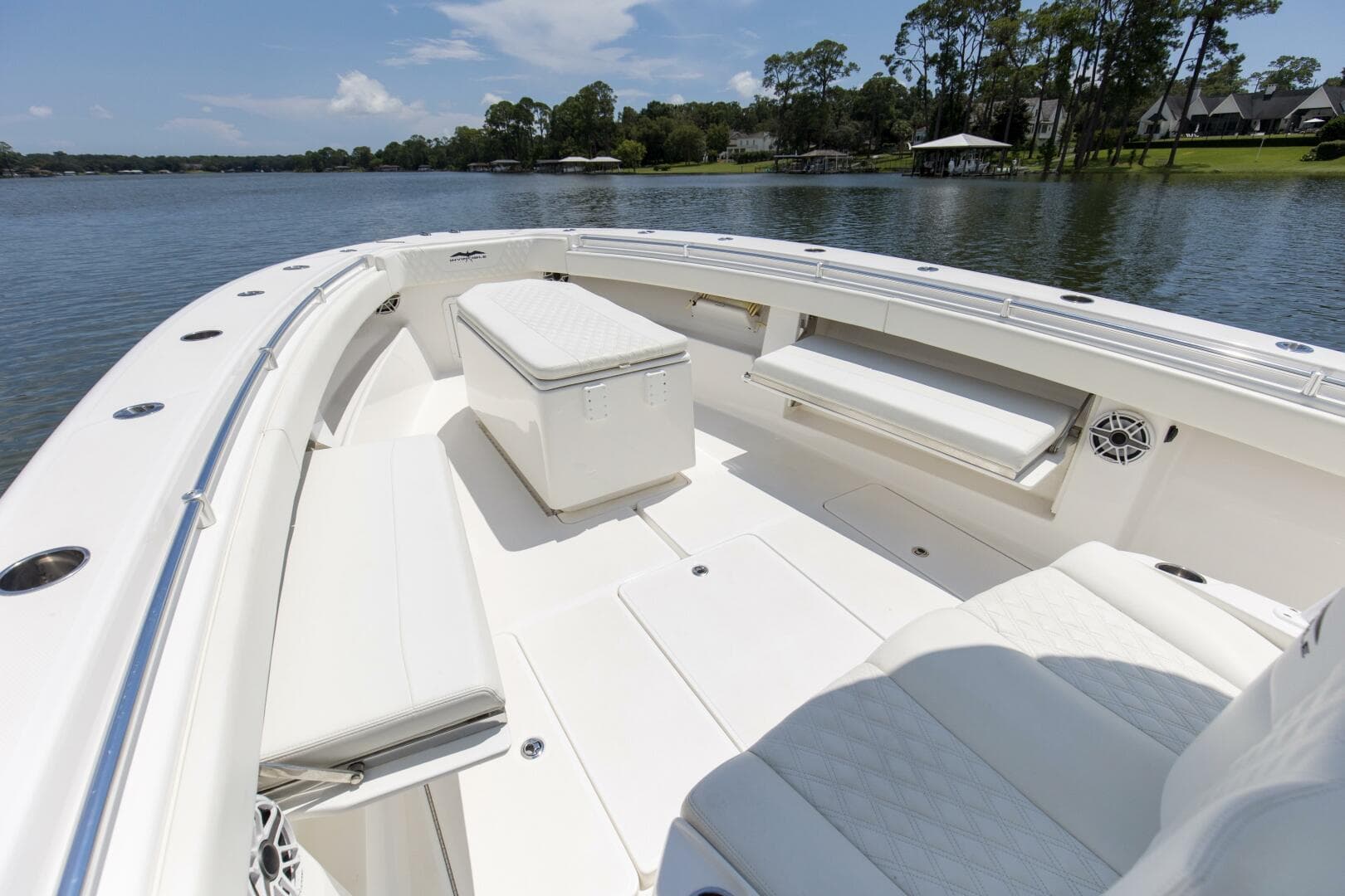 2020 Invincible 39 Open Fisherman Bow (4)