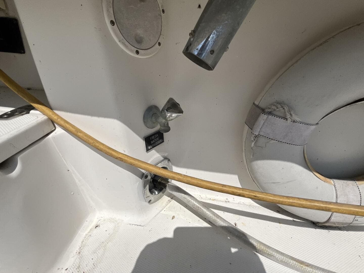 2001 Rampage Rampage 30 Express Open