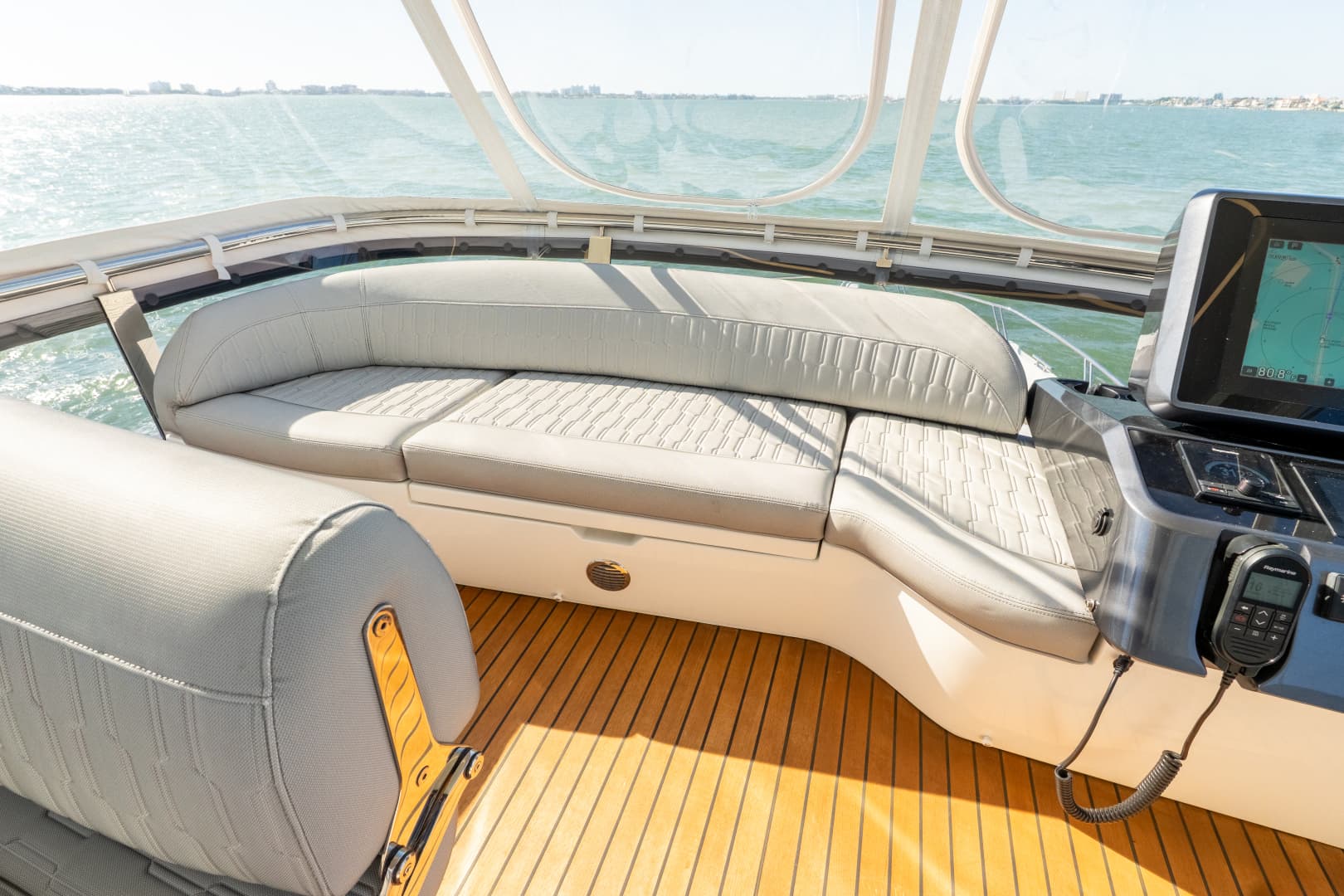 2024 Galeon 560 FLY