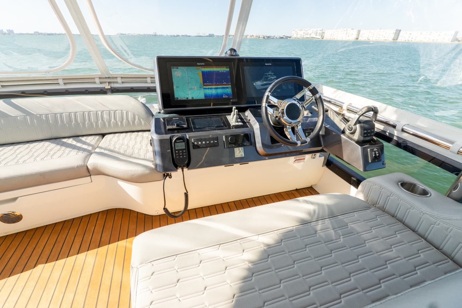2024 Galeon 560 FLY