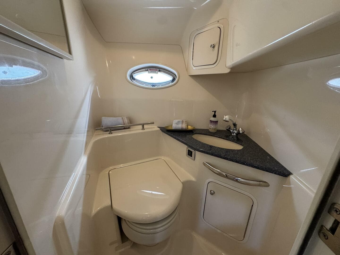 2003 Sea Ray 420 Sundancer