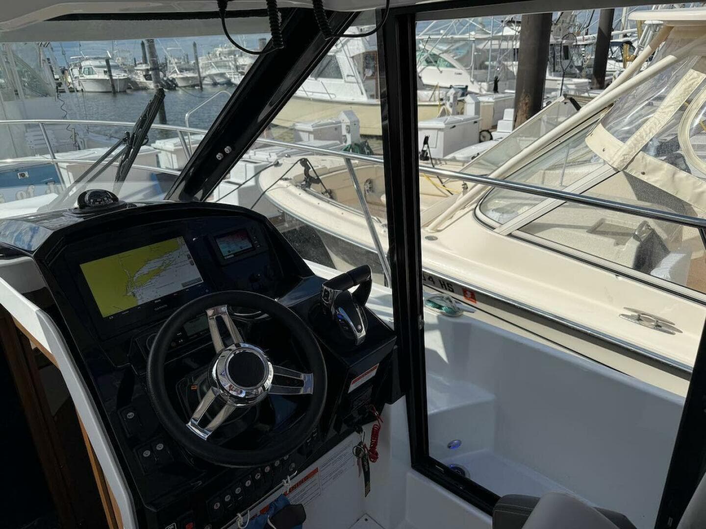 2021 Jeanneau NC 895