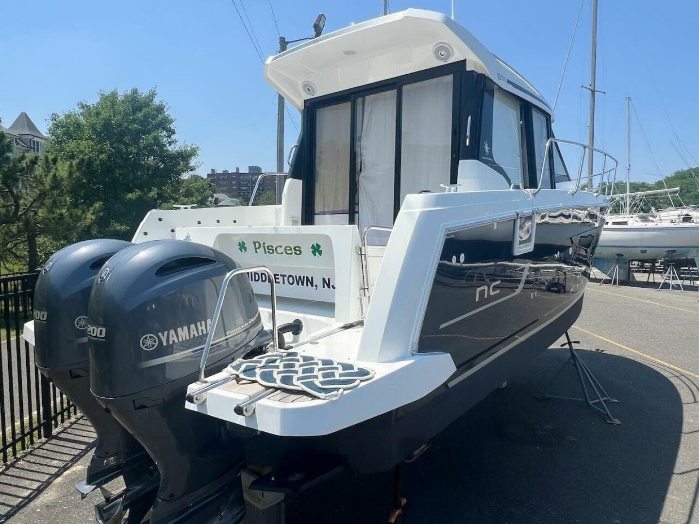 2021 Jeanneau NC 895