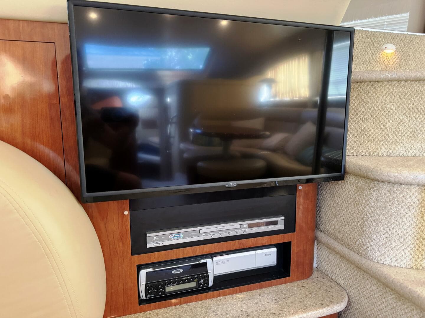 2004 Sea Ray 390 Motor Yacht