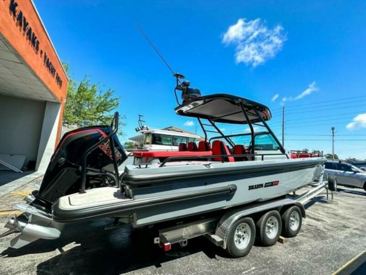 2023 Brabus Shadow 500