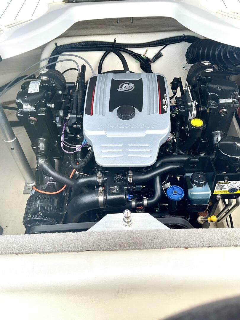 2012 Monterey 224 FS