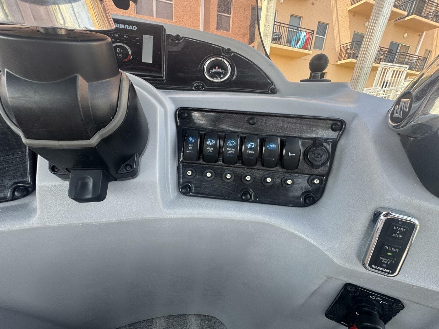 2021 Leisure Kraft Prestige 2635 LX Tri-Toon