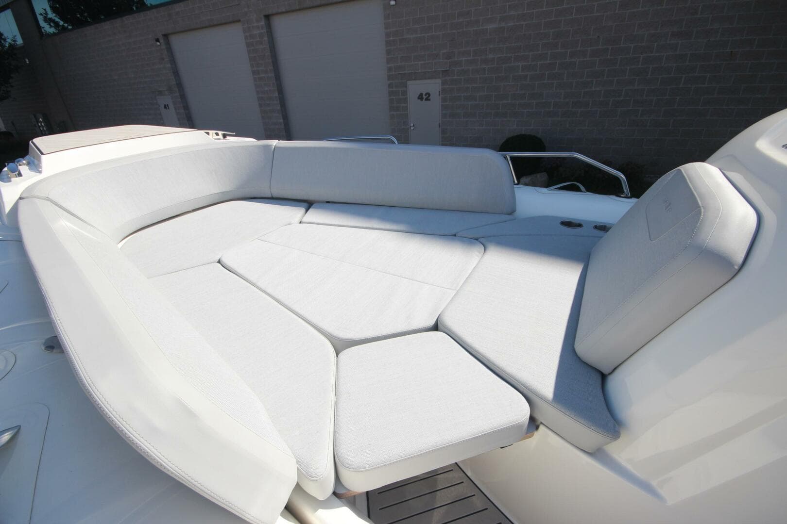 2024 Zodiac Medline 9 NEO