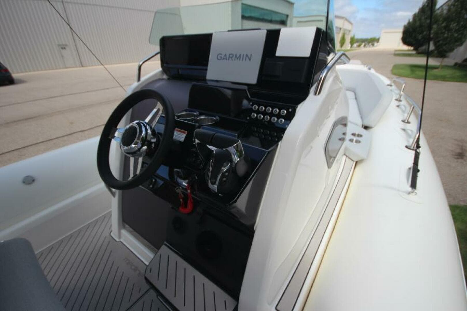 2024 Zodiac Medline 9 NEO