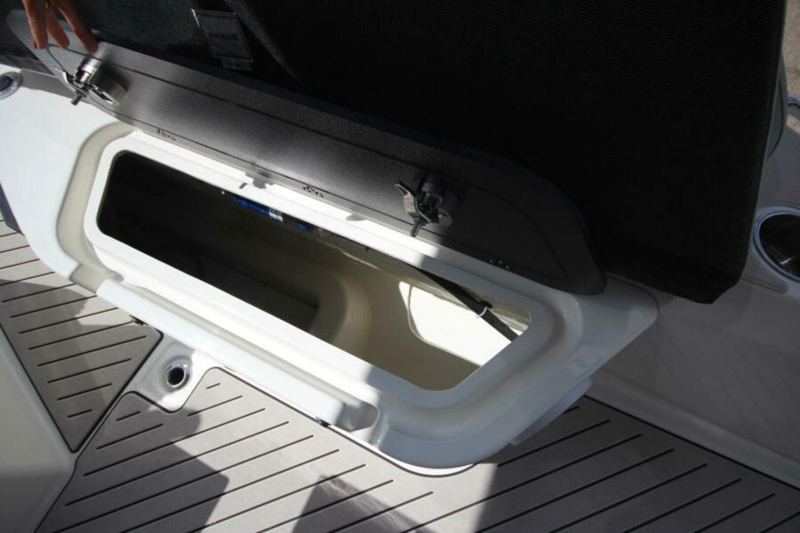 2024 Zodiac Medline 9 NEO