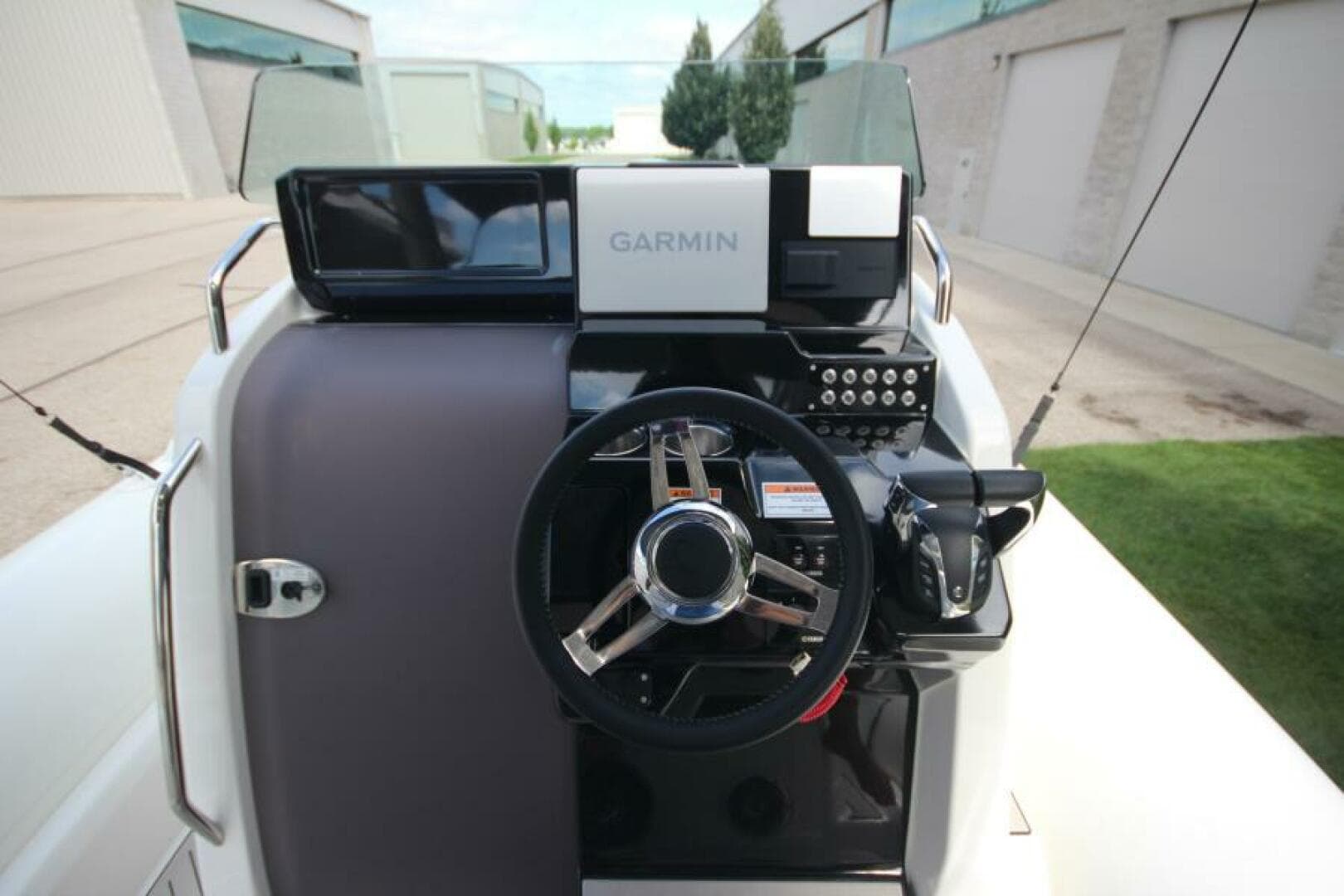 2024 Zodiac Medline 9 NEO