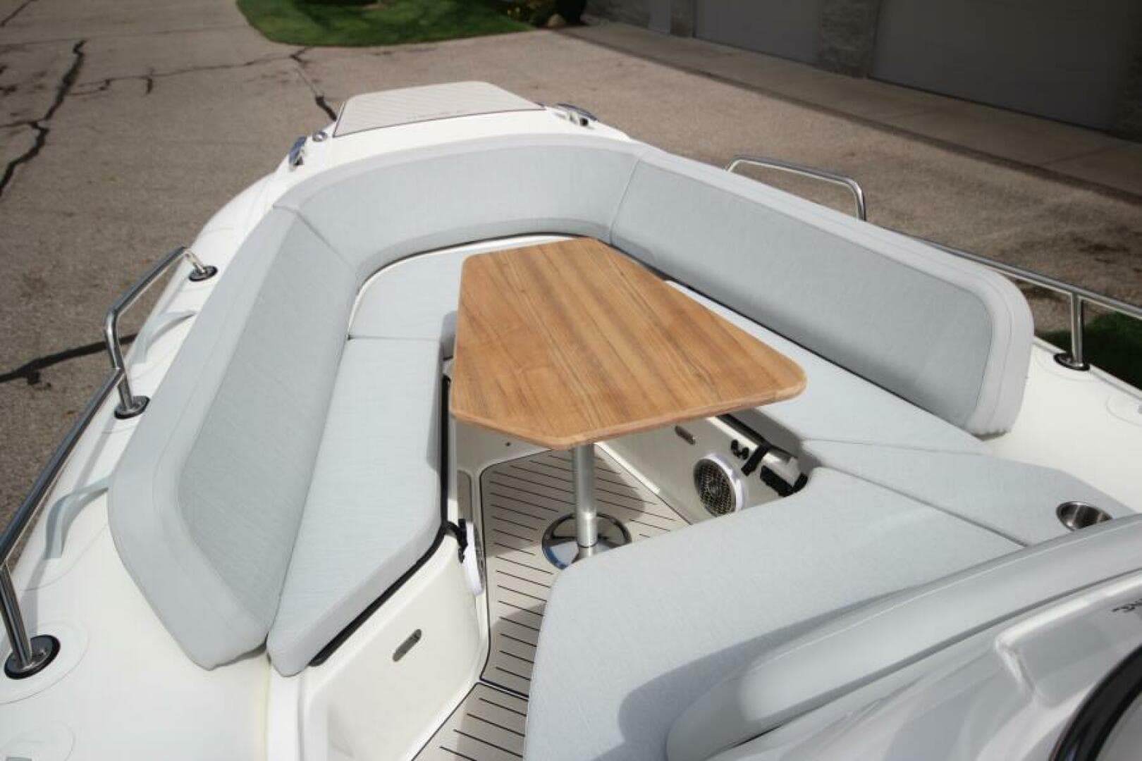 2024 Zodiac Medline 9 NEO