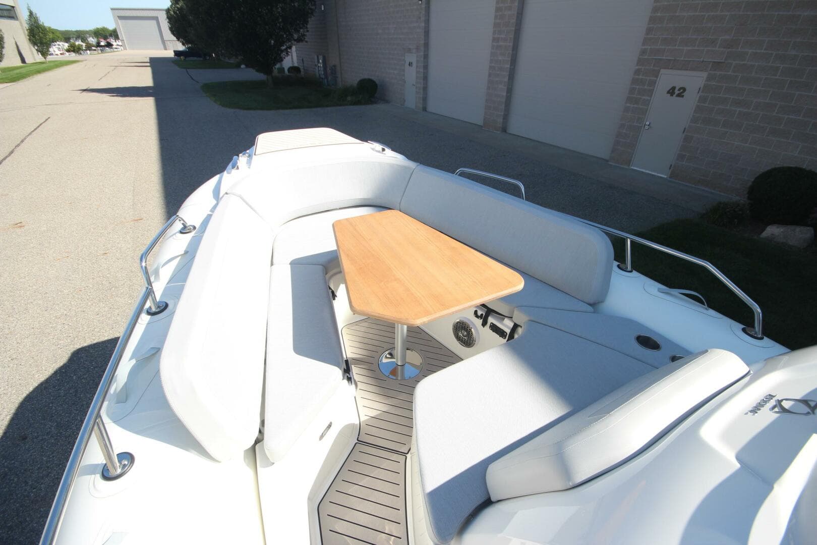 2024 Zodiac Medline 9 NEO