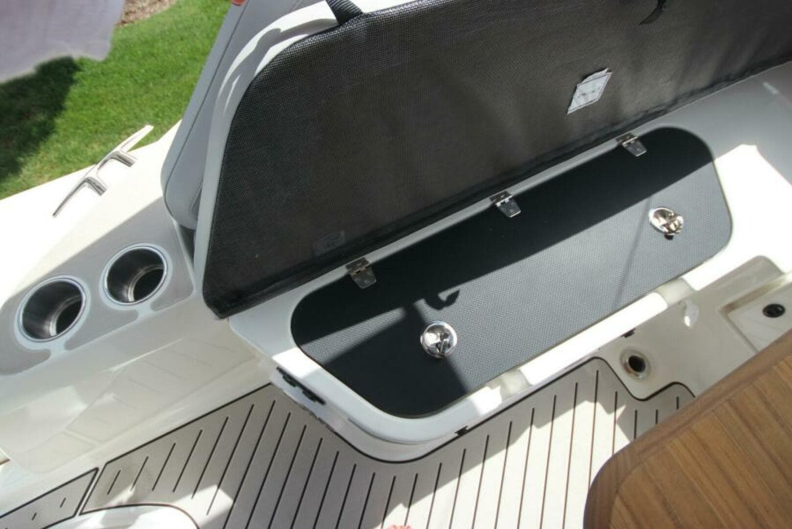 2024 Zodiac Medline 9 NEO