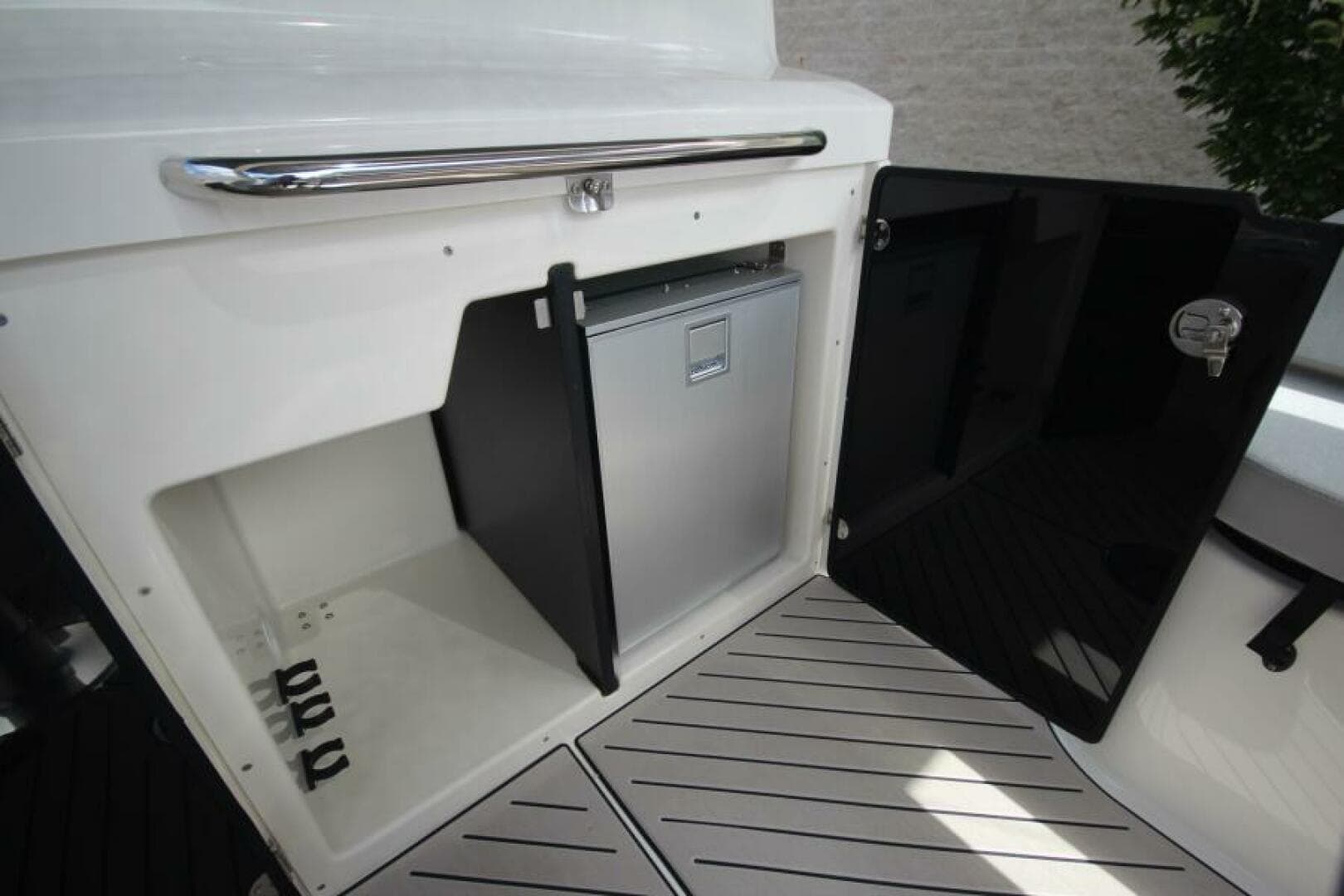 2024 Zodiac Medline 9 NEO