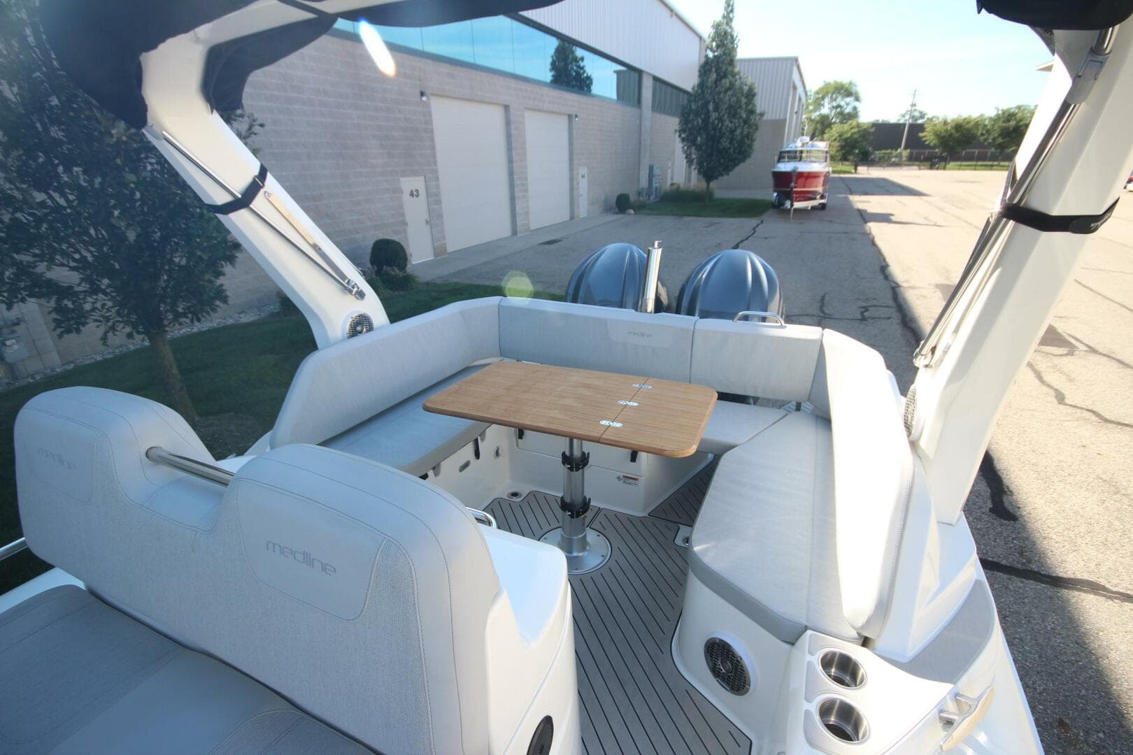 2024 Zodiac Medline 9 NEO