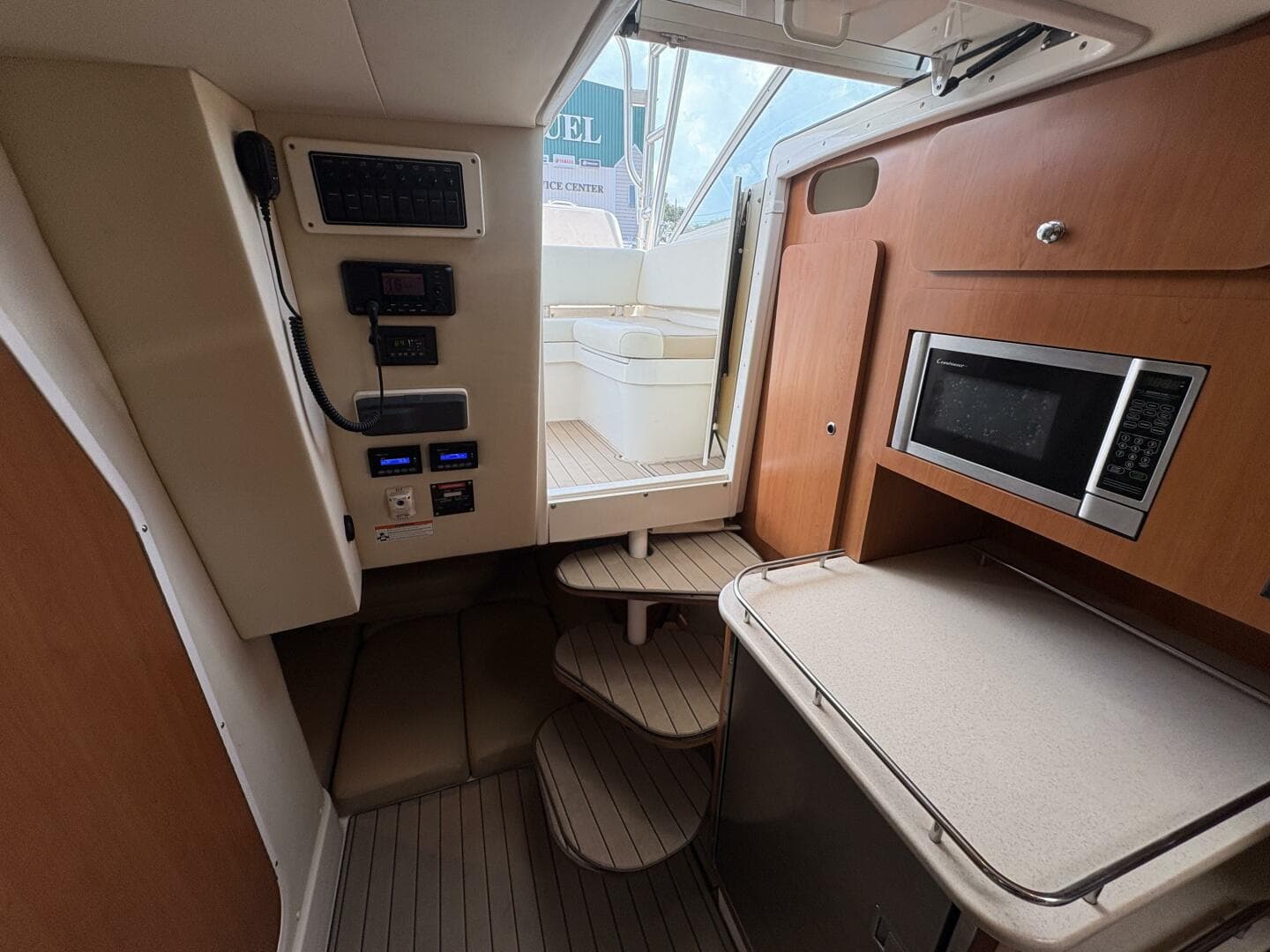 2009 Wellcraft 340 Coastal 
