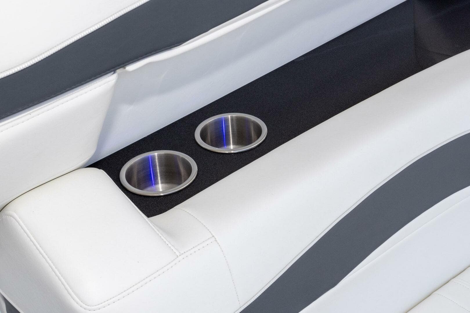 2018 Formula 37 Performance Cruiser