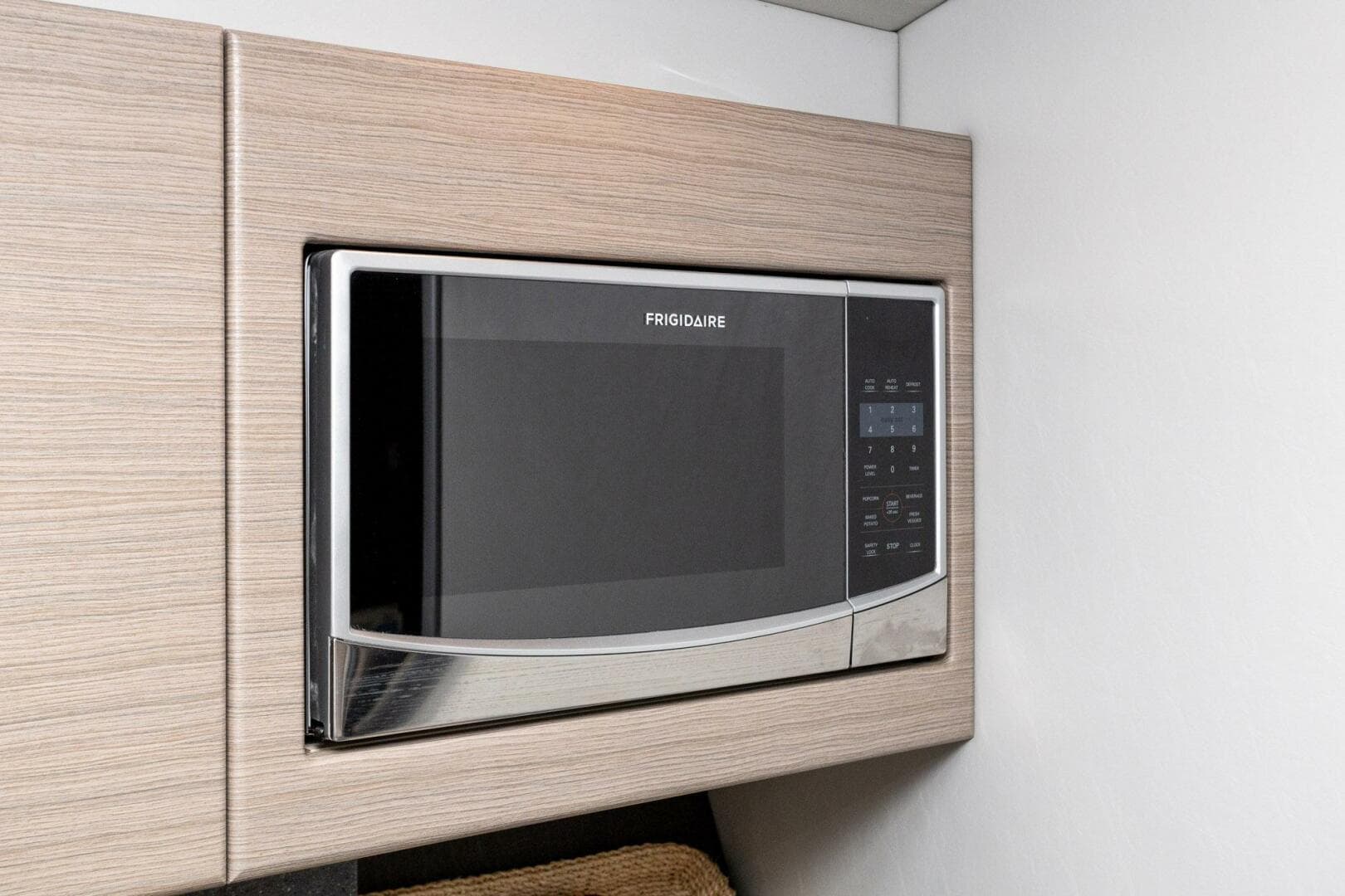 2018 Formula 37 Performance Cruiser