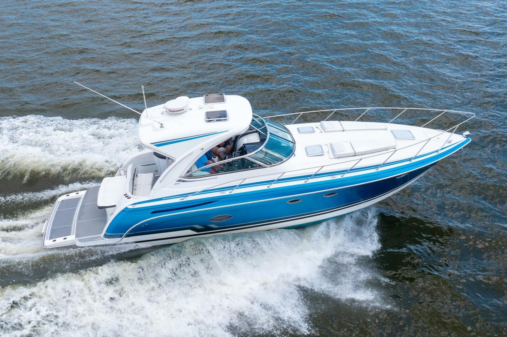 2018 Formula 37 Performance Cruiser