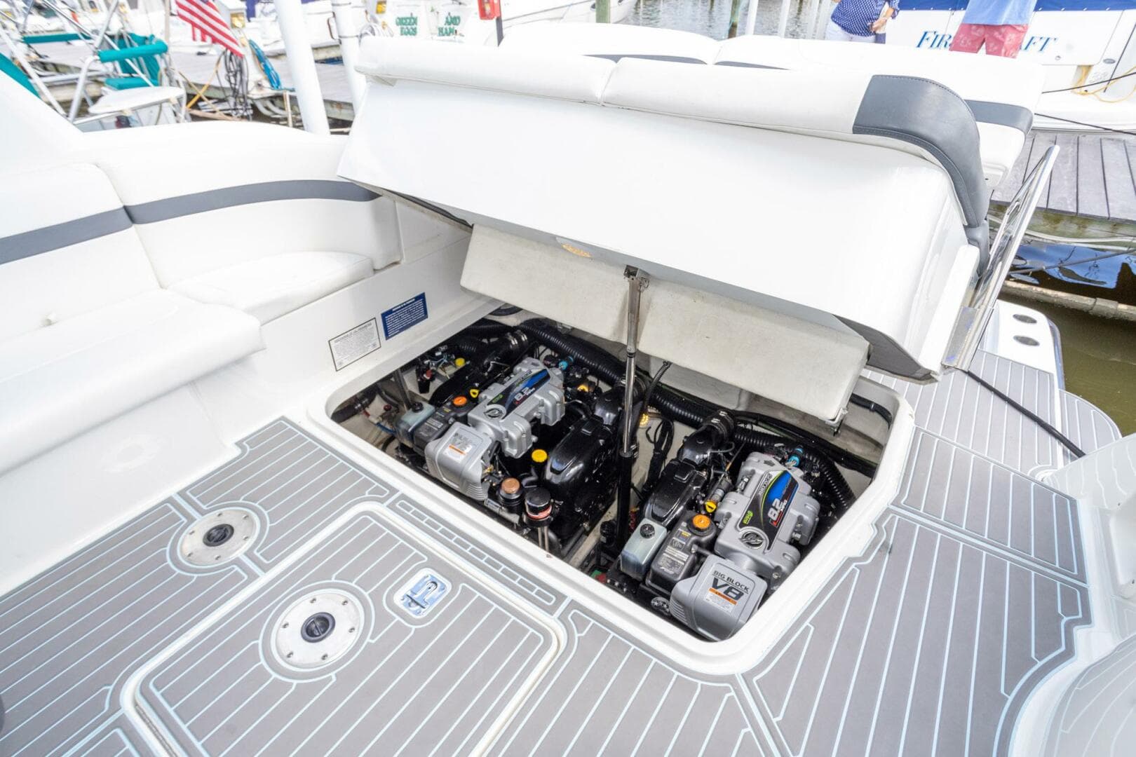 2018 Formula 37 Performance Cruiser