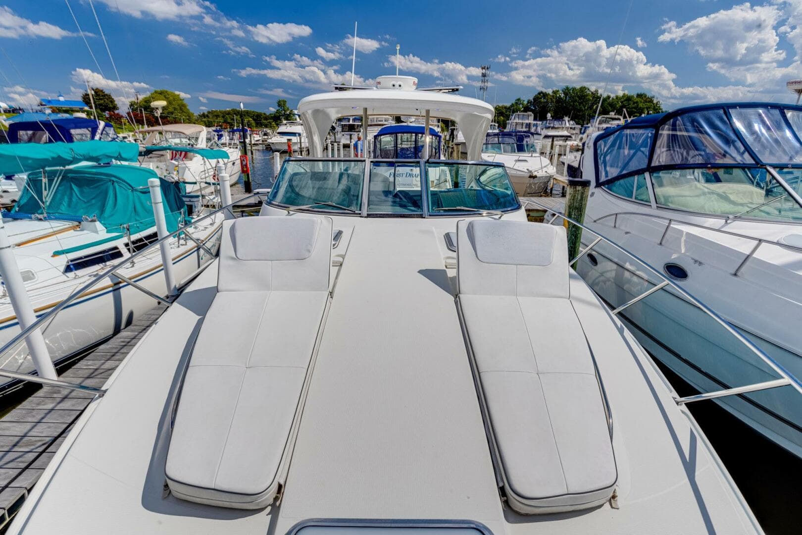 2018 Formula 37 Performance Cruiser