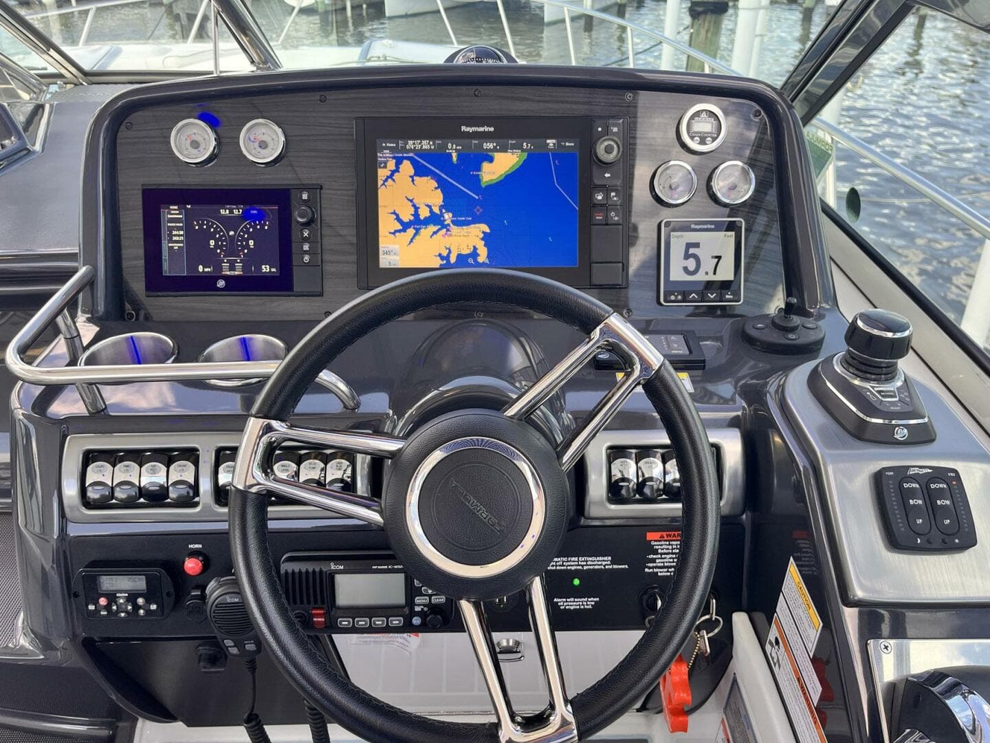 2018 Formula 37 Performance Cruiser