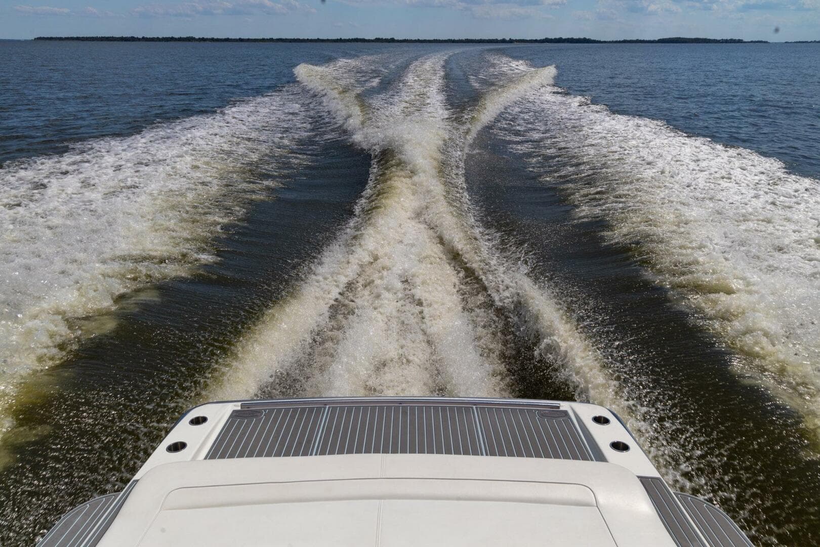 2018 Formula 37 Performance Cruiser