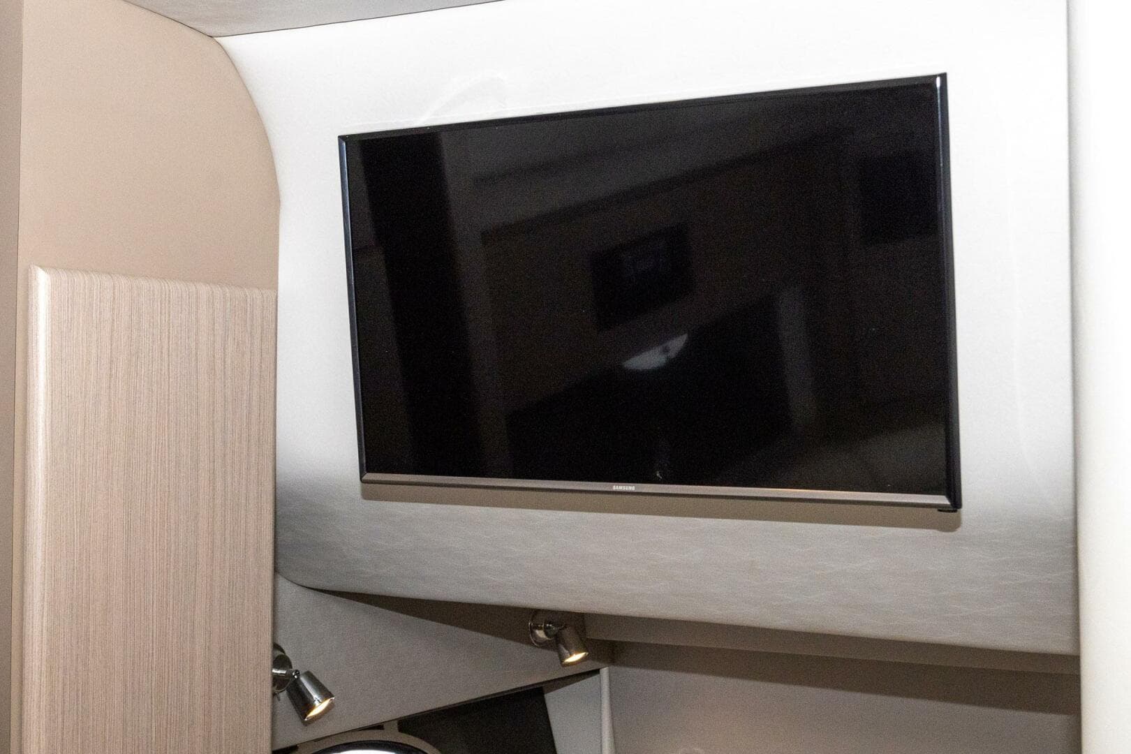 2018 Formula 37 Performance Cruiser