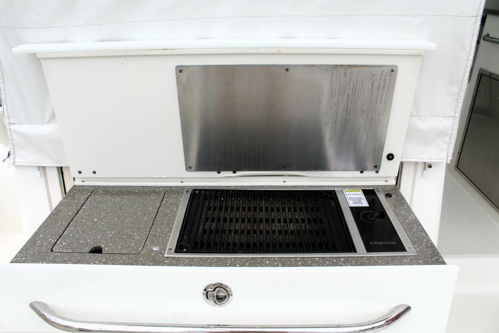 2017 Boston Whaler 345 Conquest