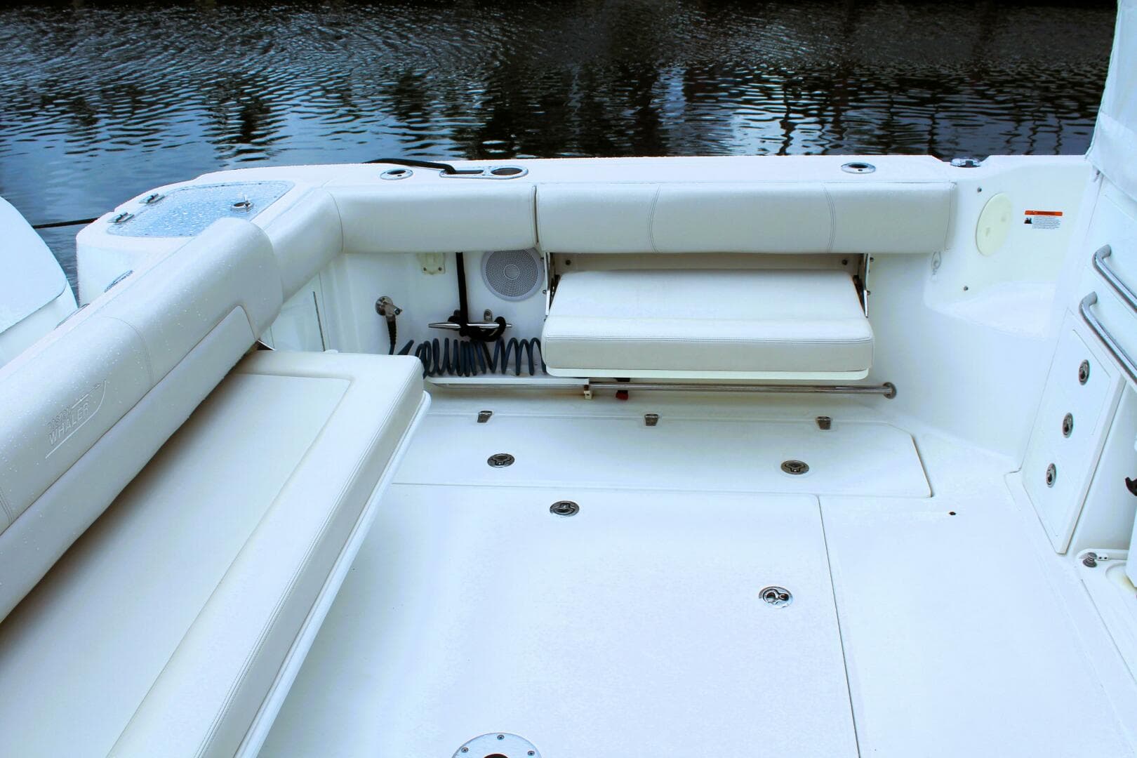 2017 Boston Whaler 345 Conquest