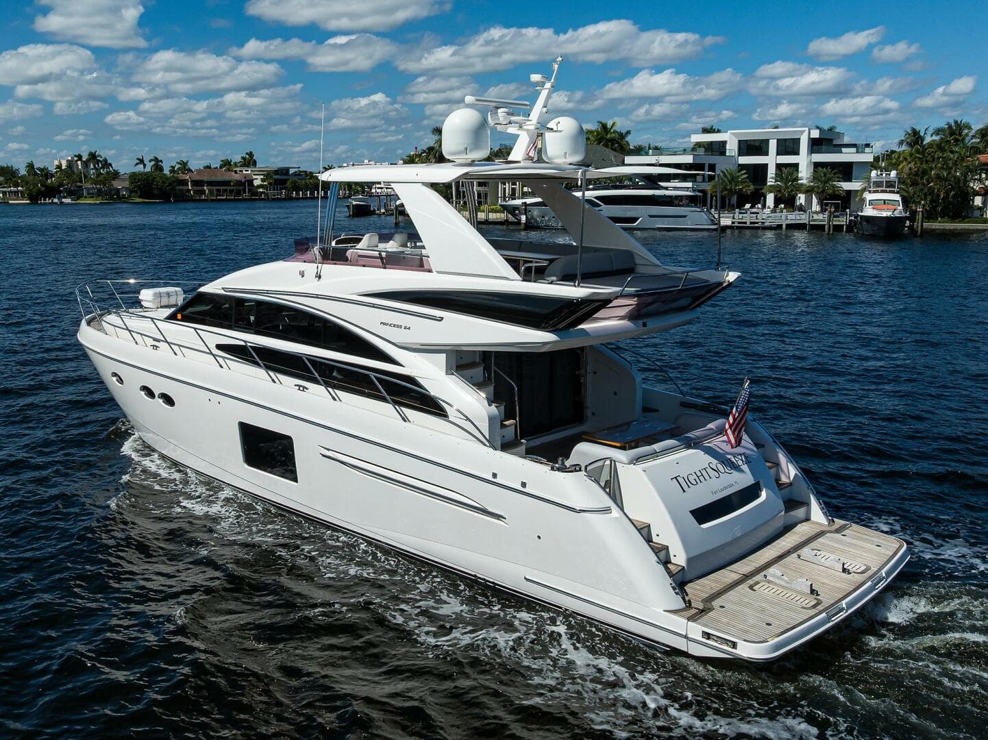 2016 Princess F64