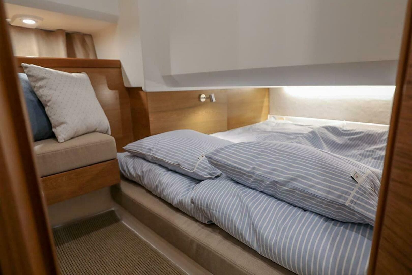 2025 Nimbus Tender 11