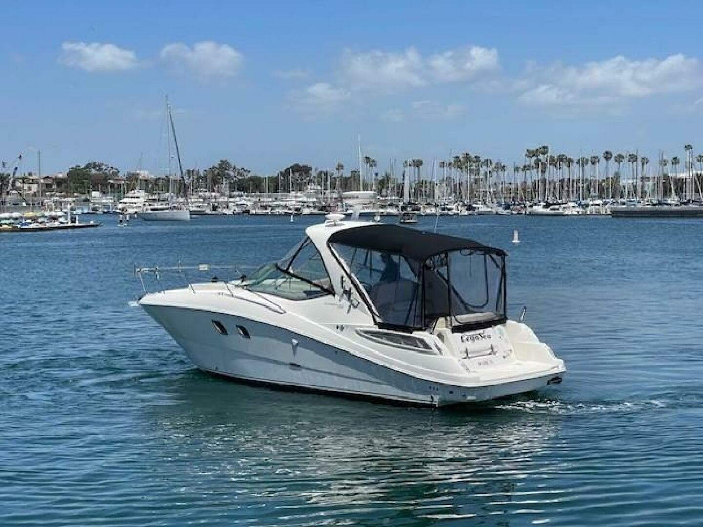 2013 Sea Ray 330 Sundancer