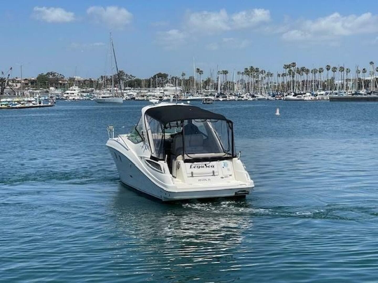 2013 Sea Ray 330 Sundancer