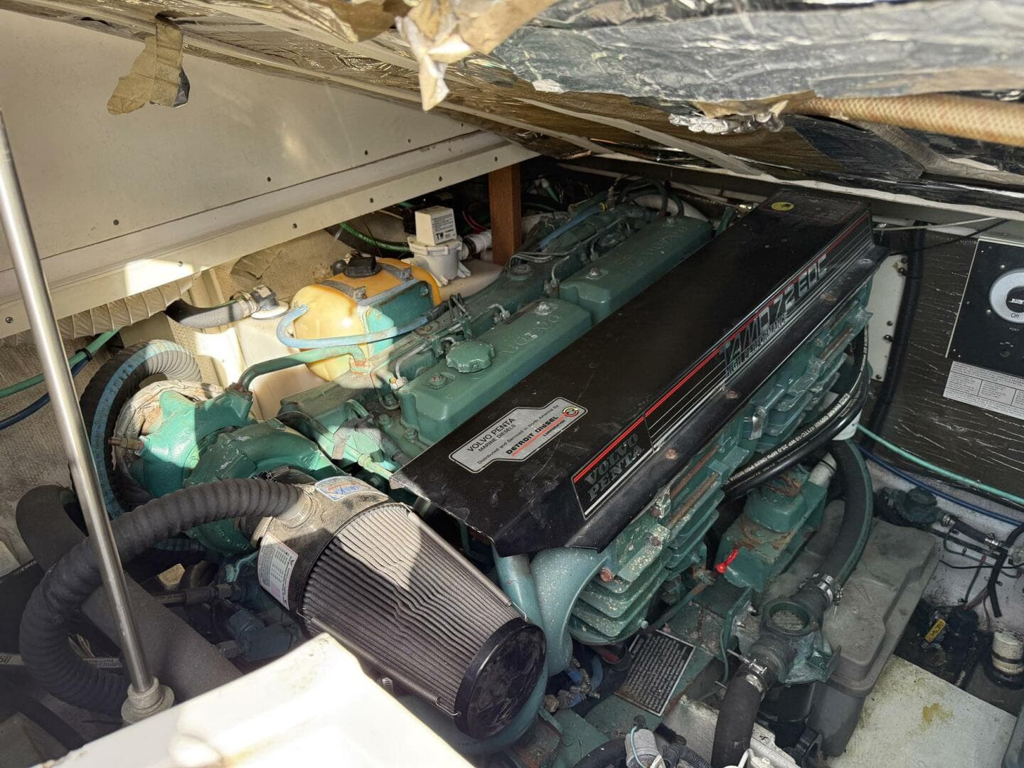 1997 Blackfin Combi 33