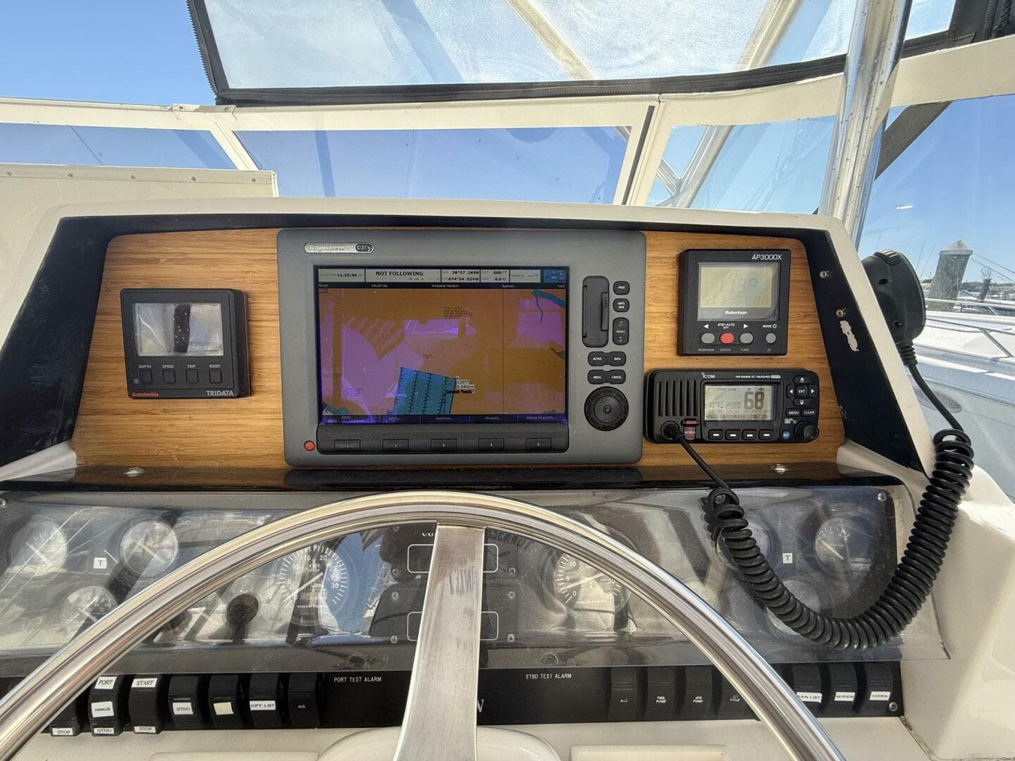 1997 Blackfin Combi 33