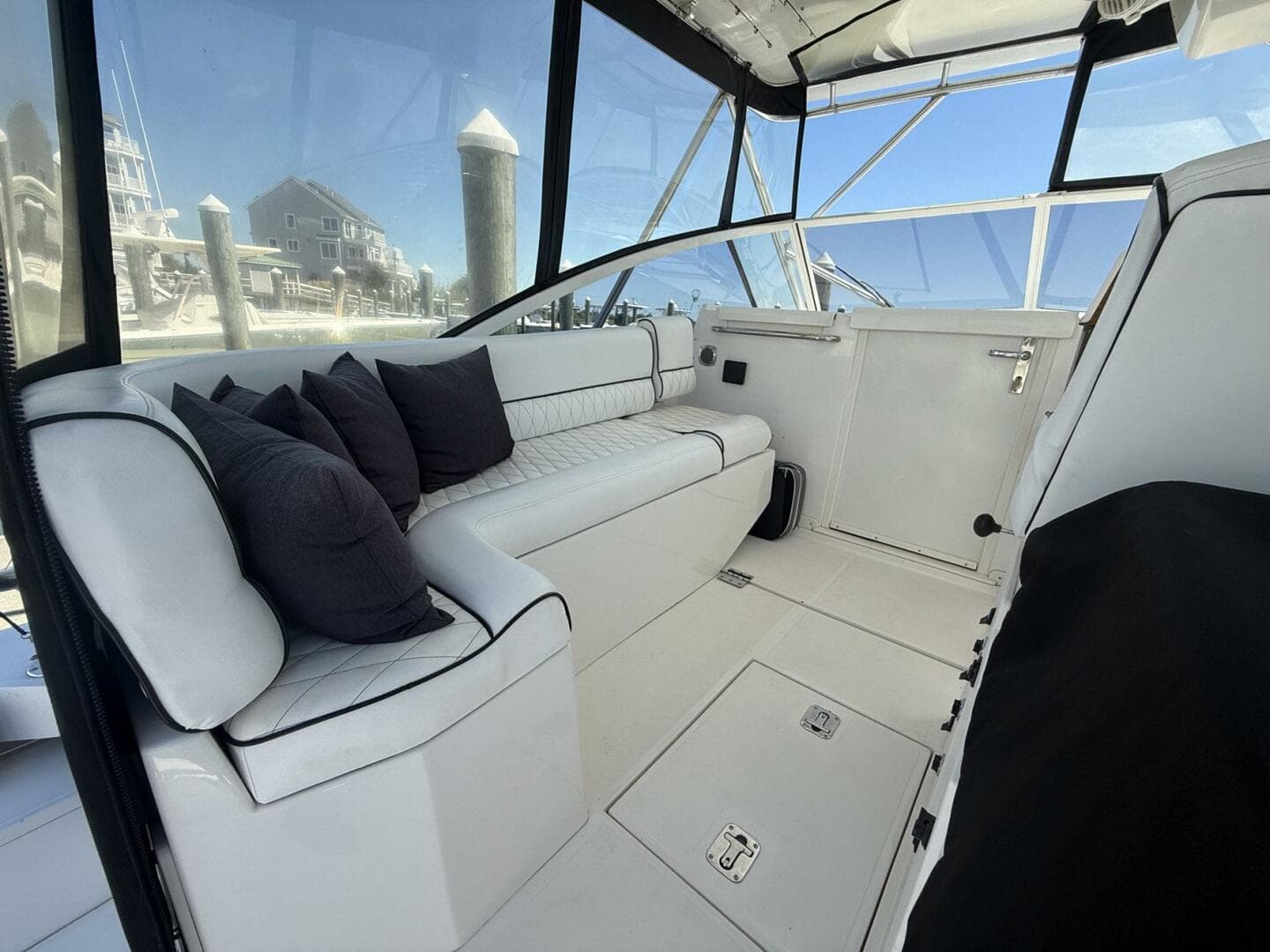 1997 Blackfin Combi 33