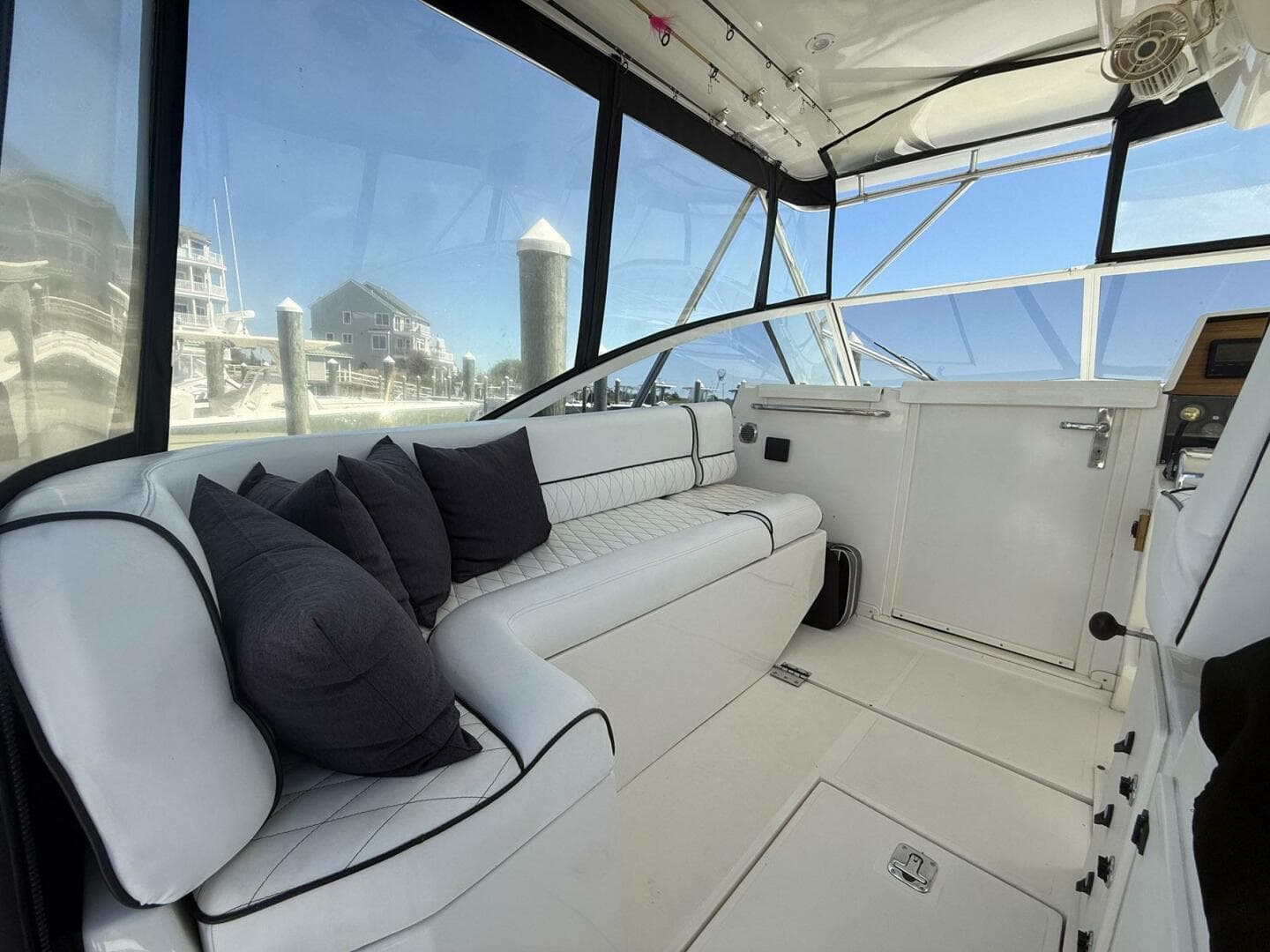 1997 Blackfin Combi 33