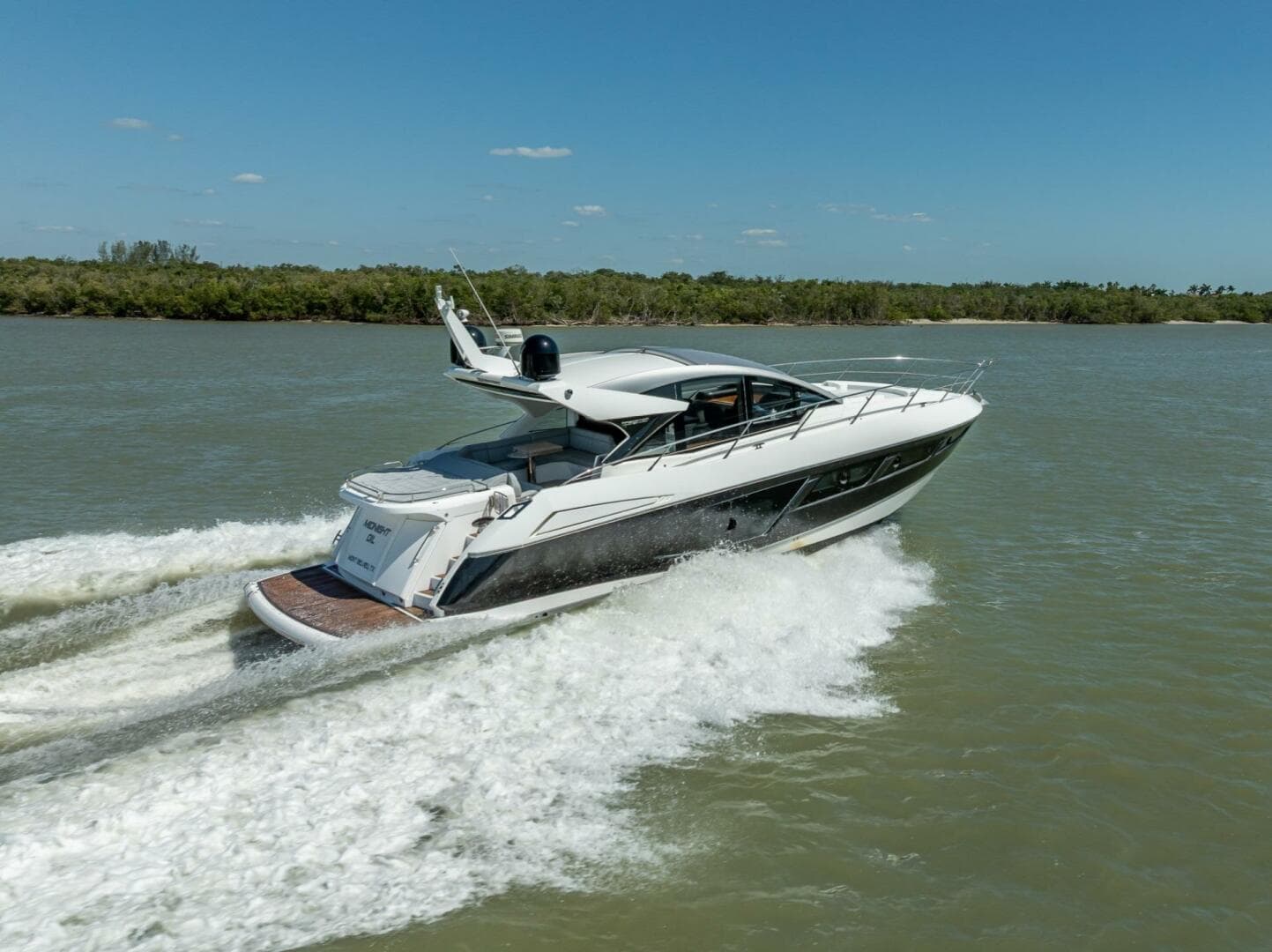 2018 Sunseeker Predator 57
