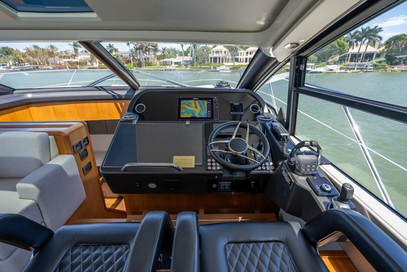 2018 Sunseeker Predator 57