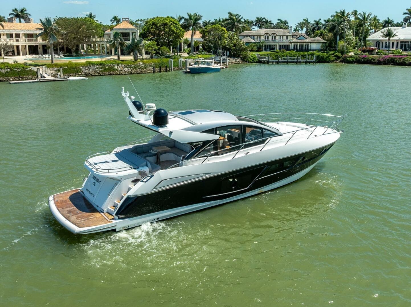 2018 Sunseeker Predator 57