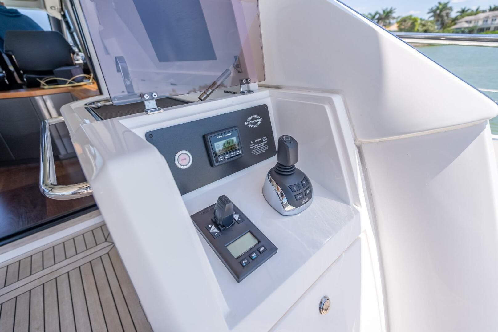 2018 Sunseeker Predator 57