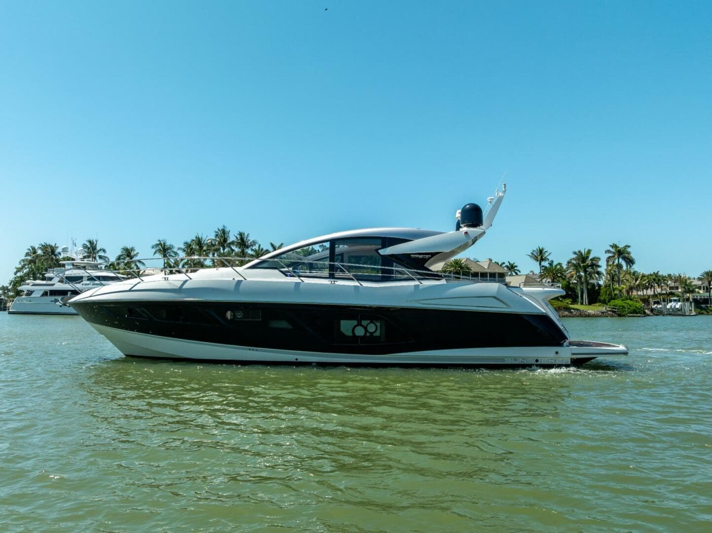 2018 Sunseeker Predator 57