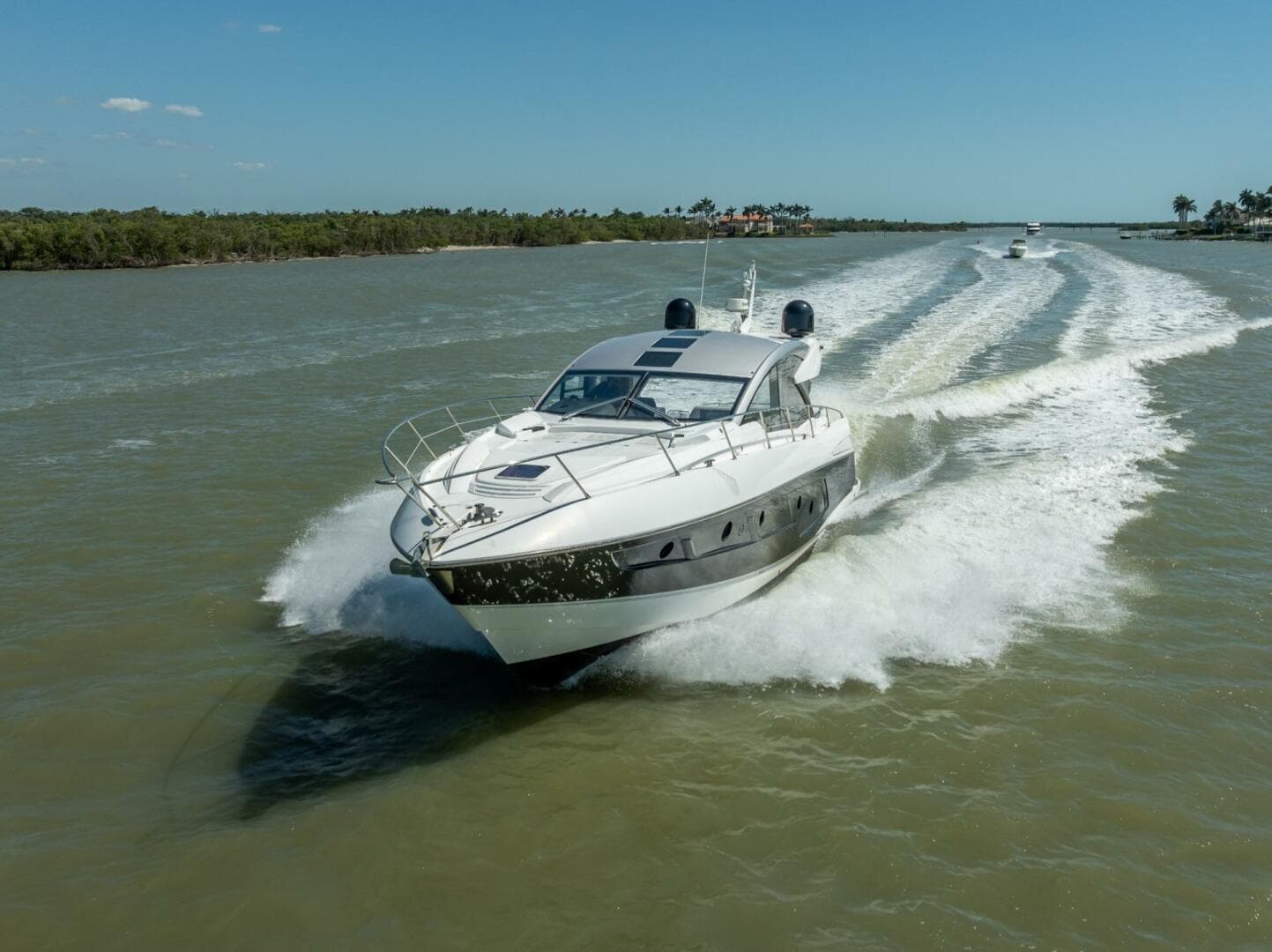 2018 Sunseeker Predator 57