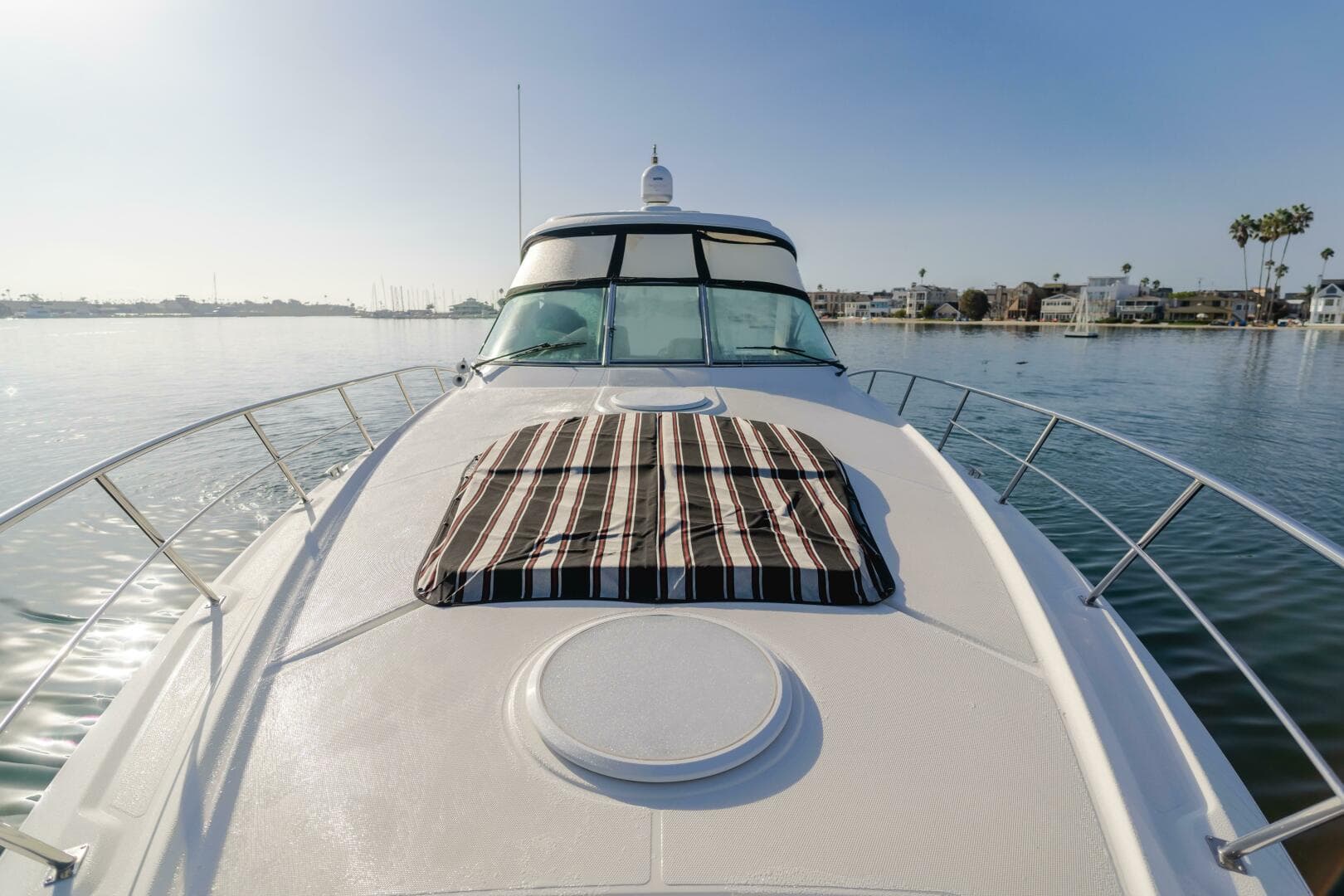 2006 Cruisers Yachts 420 Express